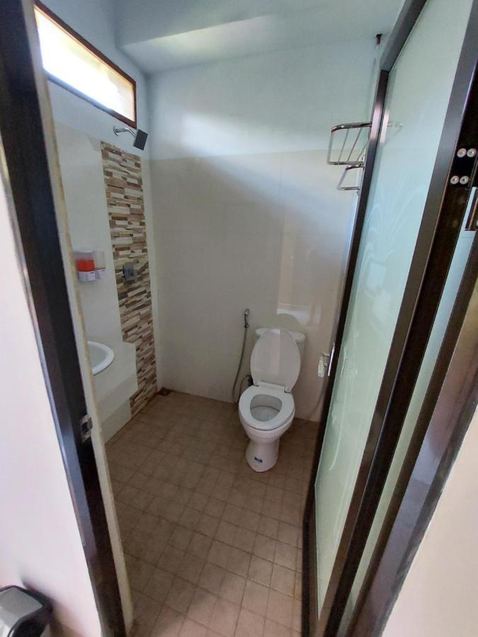 Oasis Hotel Ampana Экстерьер фото